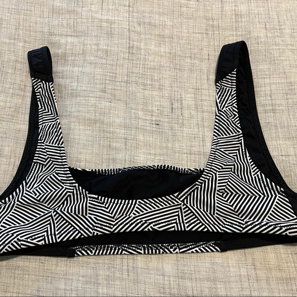 All Sisters eco conscious bikini top, xs - Picture 2 of 5